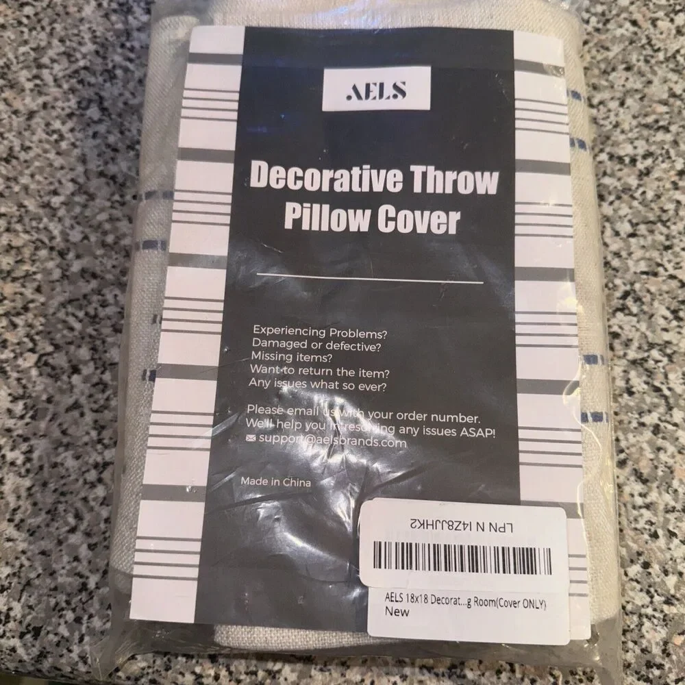 2 Large Throw Pillow Covers 17